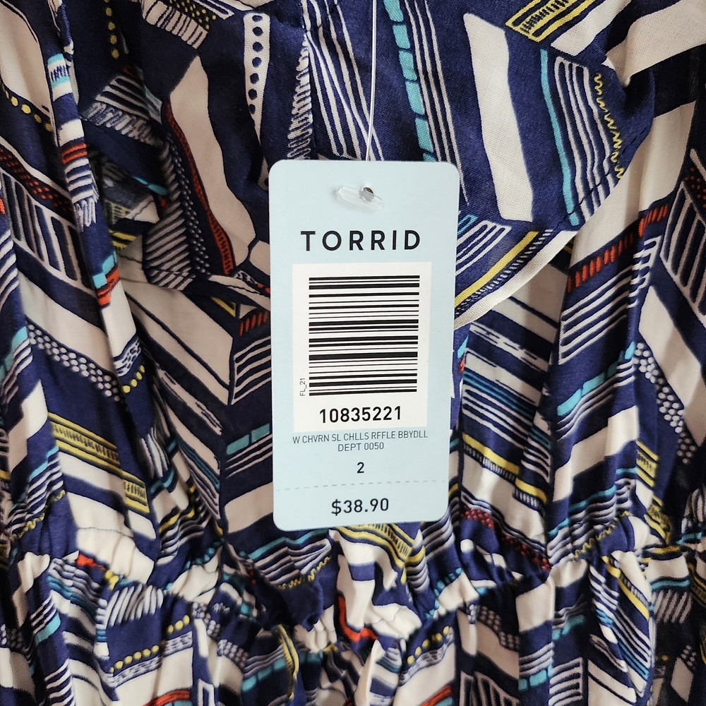 Torrid Geometric Patterned Top NWT - image 2
